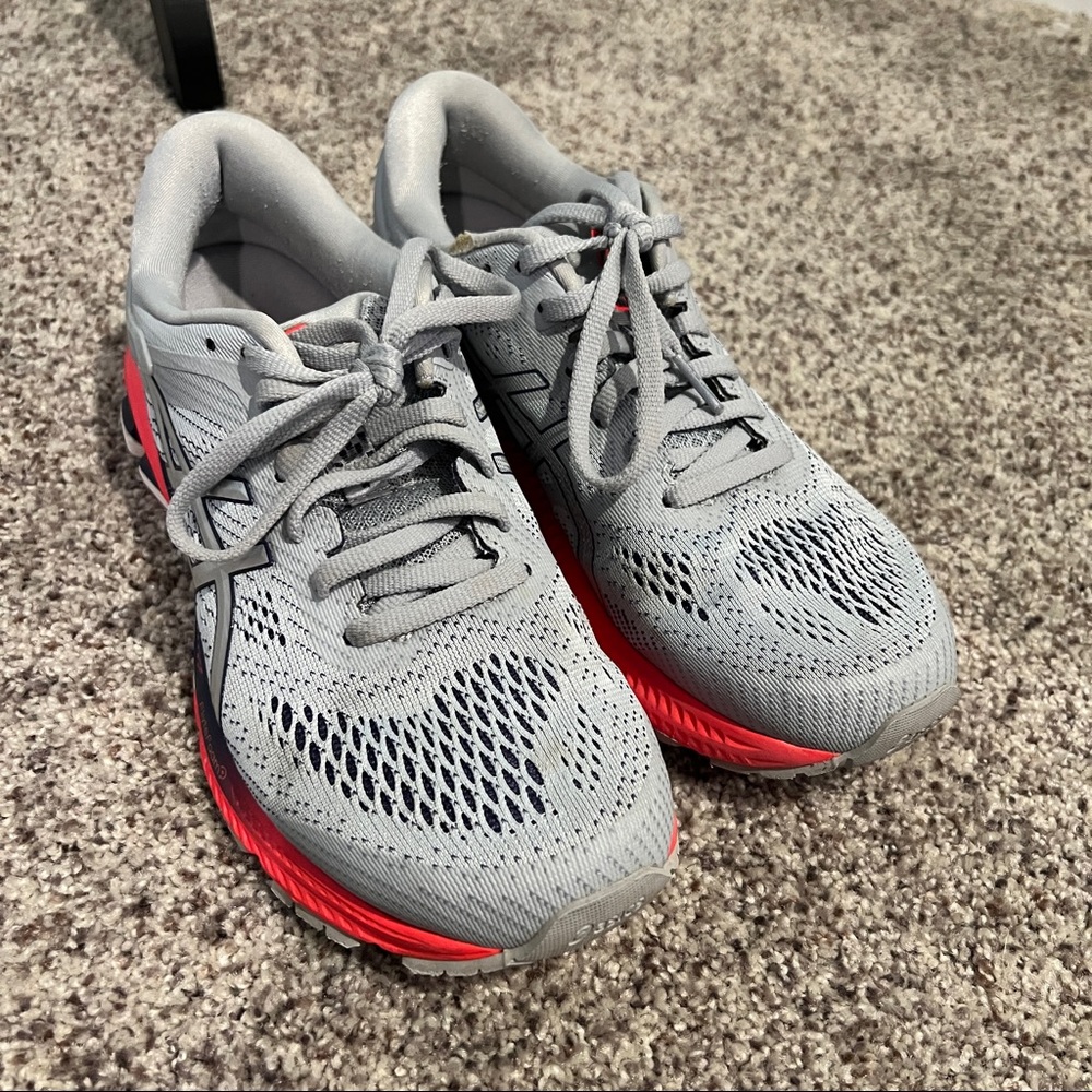 ASICS kayano